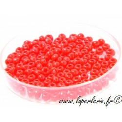 Seed beads 2mm OPAQUE RED (600 beads)