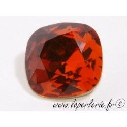 Square cabochon 4470 12mm INDIAN RED