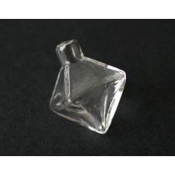 Glass lozenge pendant to fill up 30x20mm