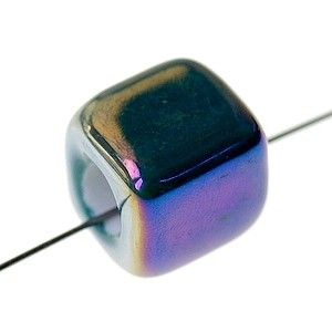 Cube 15x14mm EMERALD AB x2