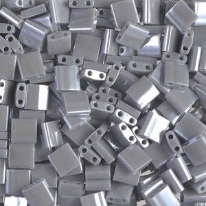 Tila 443 Opaque Gray Luster x 10g