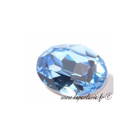 Cabochon ovale 4120 18X13mm LIGHT SAPPHIRE  - 1