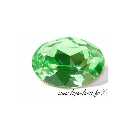 Cabochon ovale 4120 18X13mm PERIDOT  - 1