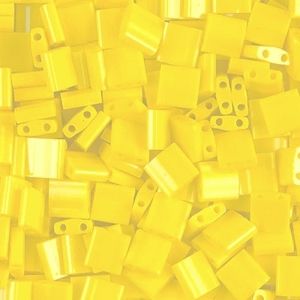 Tila 404 Opaque Yellow x 10g