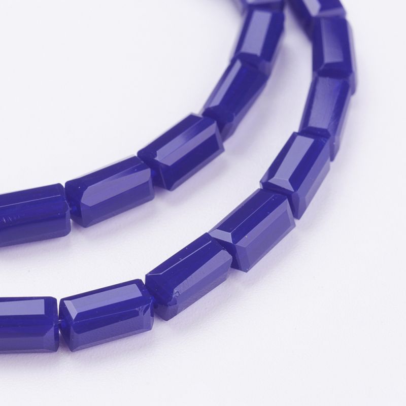 Cube facetté rectangle 3x6mm fil de 45cm BLEU MARINE