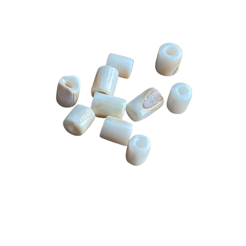 Perle cylindre 4x4mm en nacre x1