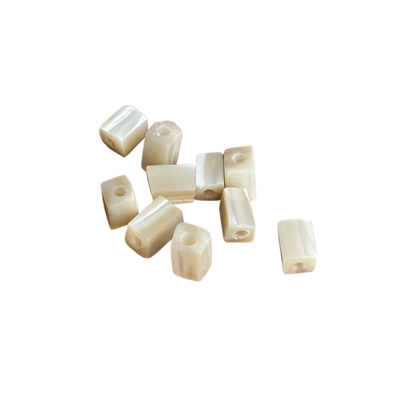 Perle rectangle en nacre 6x3mm x1
