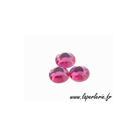 Strass à coller 4 mm FUSHIA x30  - 1