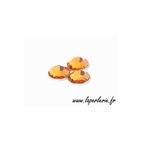 Strass à coller 6 mm TOPAZ x8  - 1