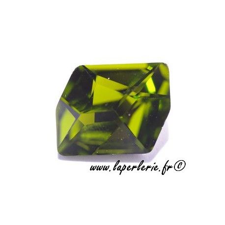 Cabochon cosmic 4739 14X11mm OLIVINE  - 1