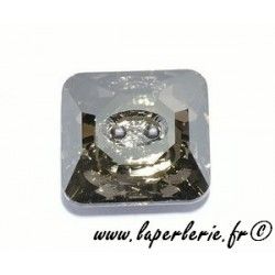 Square button 3017 12mm CRYSTAL SATIN