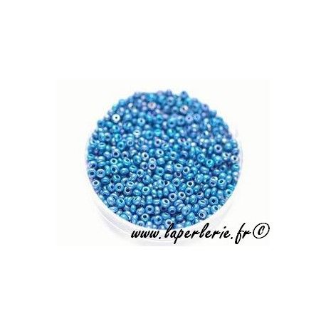 Rocaille 2mm CAPRI BLUE OPAQUE AB, mesure de 12.5gr environ 700 perles.  - 1