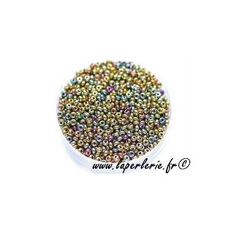 Rocaille 2mm OLIVINE SCARABEE, mesure de 12.50grs, environ 900 perles.  - 1