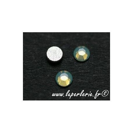 Strass à coller 2.5mm PACIFIC OPAL x30  - 1