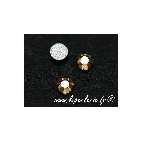 Strass à coller 2.5mm CRYSTAL GOLDEN SHADOW x30  - 1