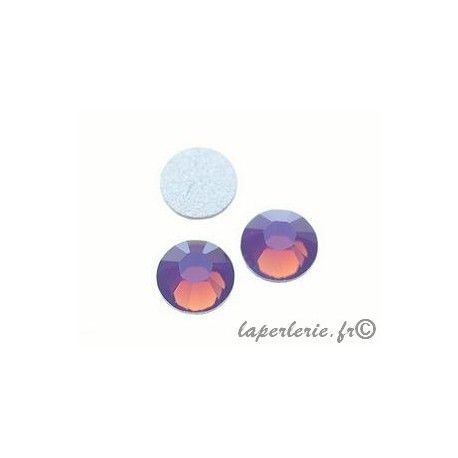 Strass à coller 4mm ss16 CYCLAMEN OPAL x30  - 1