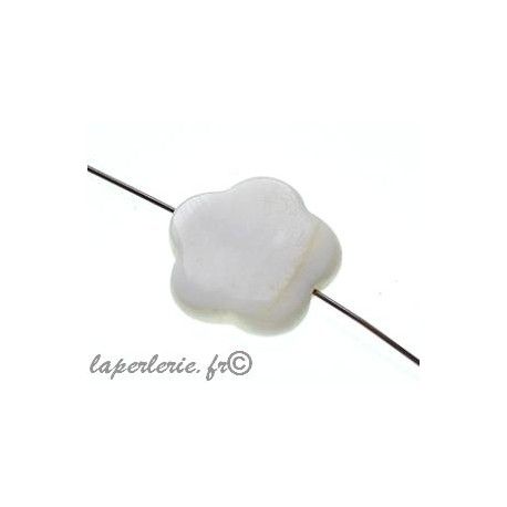 Nacre blanche fleur bombée 20mm x3  - 1